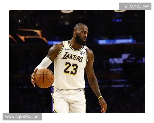 詹姆斯:从未为延续得分纪录而上场比赛始终专注于团队和胜利 詹姆斯:从未为延续得分纪录而上场比赛始终专注于团队和胜利